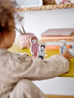 Legetøjsfigurer-Bloomingville MINI Træfigurer Familien Wilton 6 Stk.