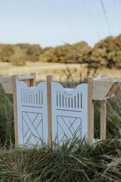 Dukker & Bamser-byASTRUP Hesteboks til 4 Kæpheste