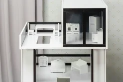 Dukker & Bamser-CloudberryCastle Cloudberry Castle Dukkehus, Sort/Hvid