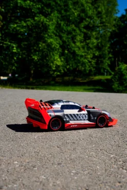Fjernstyret-DickieToys Dickie Toys Audi S1 E-Tron Quattro Drift Fjernstyret Bil