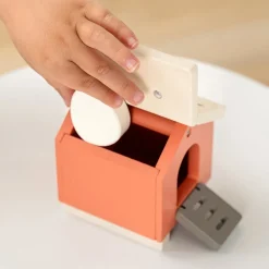 Legetøjsfigurer-DoneByDeer Done By Deer Bondegård Legesæt Kylling