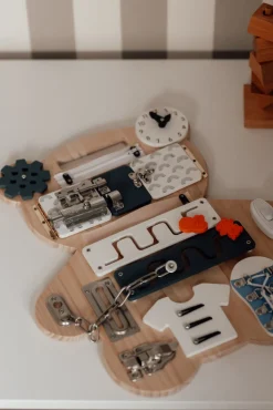 Babylegetøj-HEMMINGSEN Kids Mini Aktivitetstavle med Whiteboard