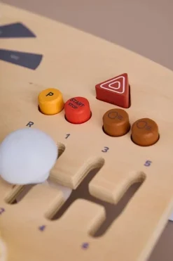 Babylegetøj-KidsConcept Kid's Concept Aiden Aktivitetslegetøj Bil