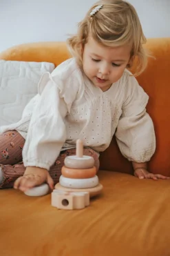 Babylegetøj-LabelLabel2 Label Label Stablelegetøj Ringe, Nougat Beige