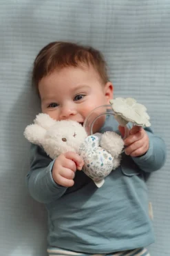 Babylegetøj-Miffy x Little Dutch Rangle, Lucky Leaves