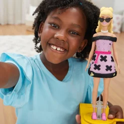 Kreativt Legetøj-PlayDoh Play-Doh Barbie Modellervoks med Dukke Designer-modeshow