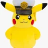 Dukker & Bamser-Pokemon Pokémon Bamse Captain Pikachu 20 cm