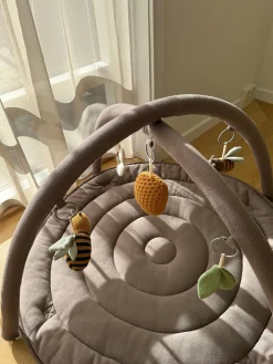 Babylegetøj-VanillaCopenhagen Vanilla Copenhagen Honeybee Aktivitetstæppe, Wood